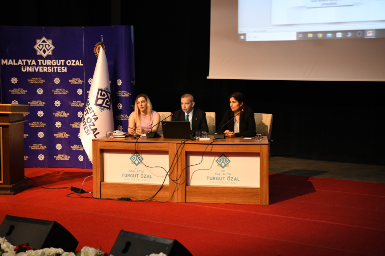 malatya-turgut-ozal-universitesinde-resmi-yazisma-egiticilerinin-egitimi-kapsaminda-toplanti-gerceklestirildi-219