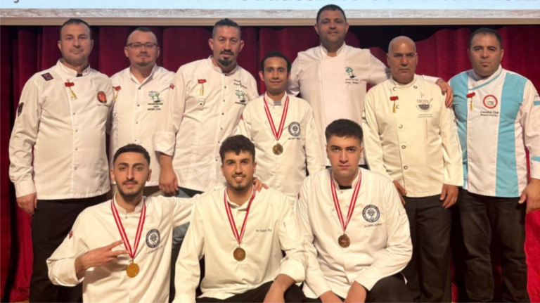 21-uluslararasi-mutfak-gunleri-festivaline-gastronomi-toplulugu-kale-turizm-ve-otel-isletmeciligi-myo-ogrencilerinin-buyuk-basarisi-648