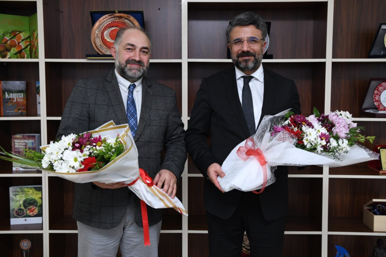 malatya-turgut-ozal-universitesi-genel-sekreterliginde-gorev-degisimi-660