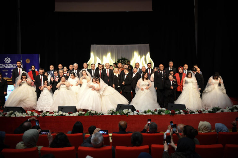 ozel-gereksinimli-arkadaslarimizin-bir-hayalini-gerceklestiriyoruz-etkinligi-duzenlendi-911