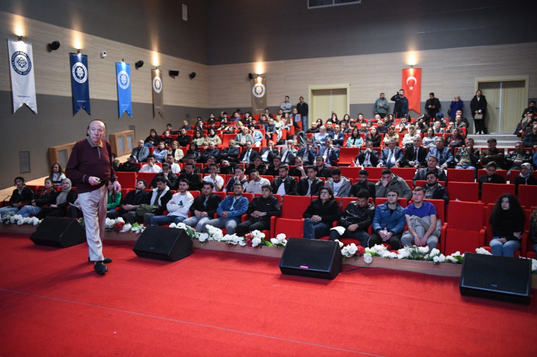 kuresel-isinma-ve-iklim-degisikliginin-turkiyeye-olasi-etkileri-semineri-duzenlendi-951